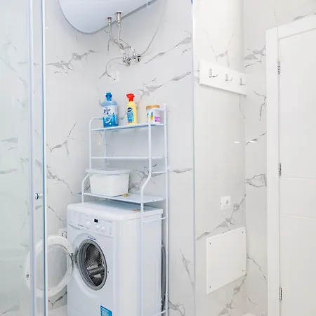 Apartment Modern Oasis Near Park & Stadium Tirana