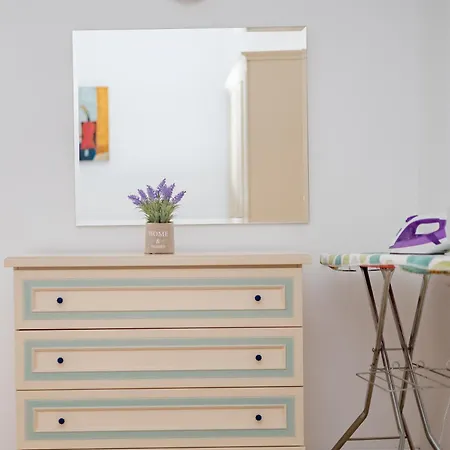 Modern Oasis Near Park & Stadium Apartamento