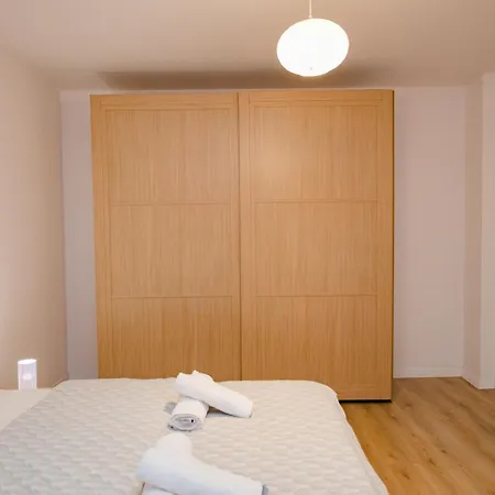 Modern Oasis Near Park & Stadium