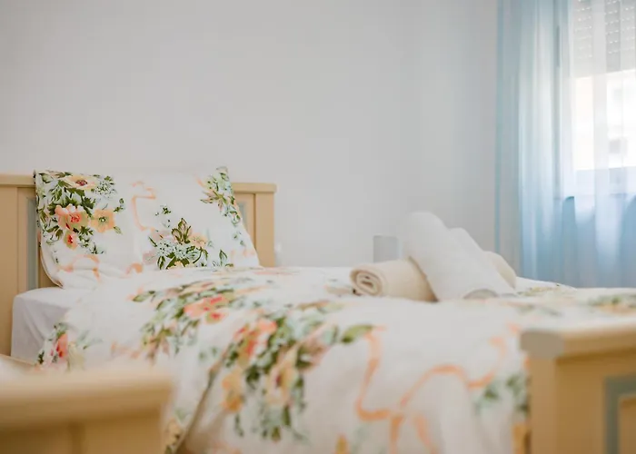 Modern Oasis Near Park & Stadium טיראנה