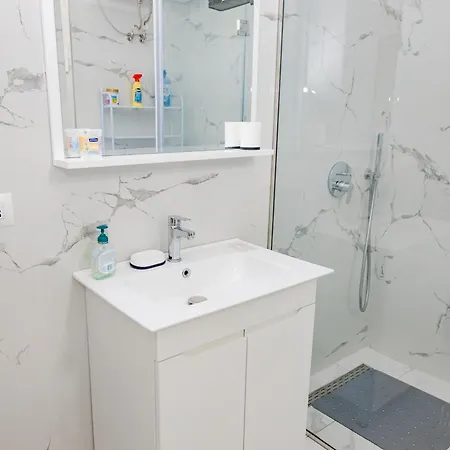 Apartment Modern Oasis Near Park&stadium Tirana
