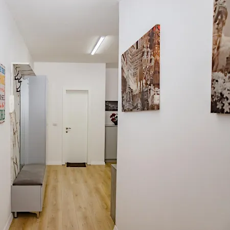 Modern Oasis Near Park&stadium Apartment *