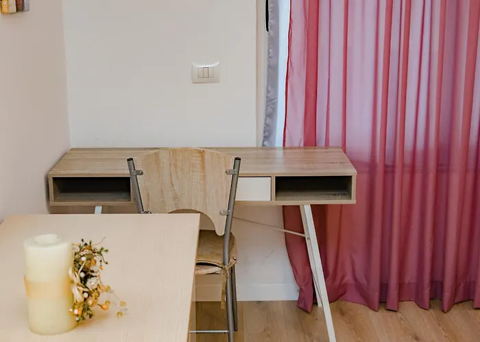 Modern Oasis Near Park & Stadium Apartman Tirana